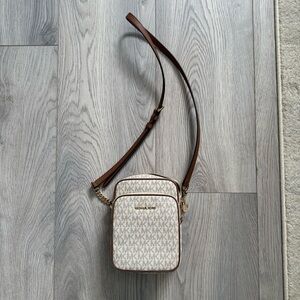 Michael Kors Crossbody Purse